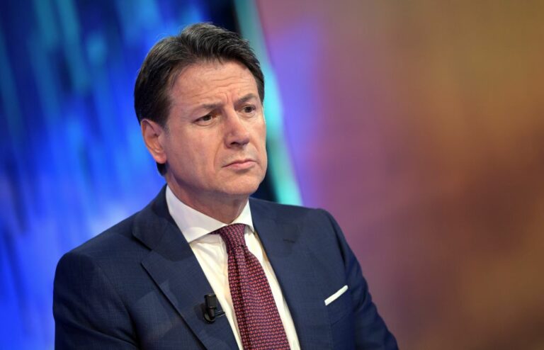 Grave lutto per l’ex premier Conte, è morto il papà