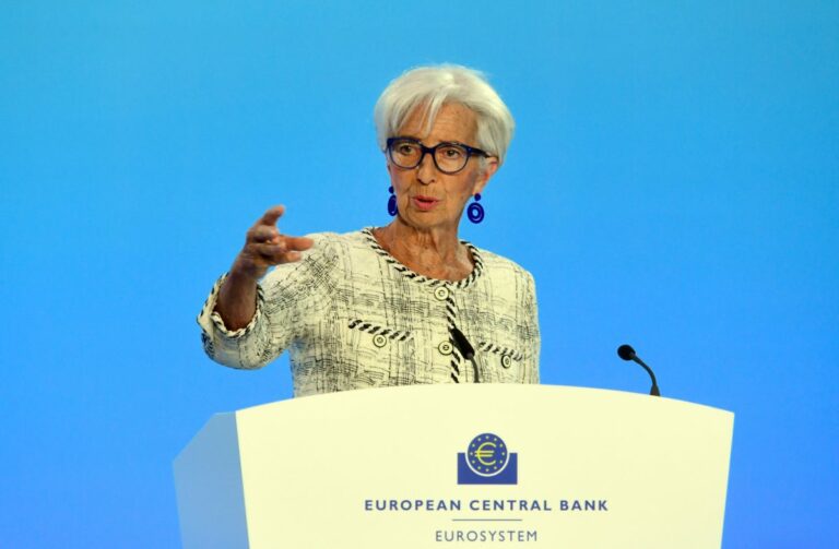Bce, Lagarde: “A luglio nuovo rialzo dei tassi”