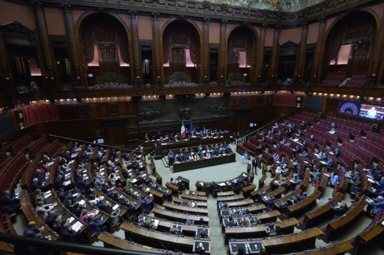 Riecco la Casta: tornano i vitalizi maturati prima del 2012