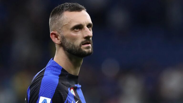Brozovic lascia l’Inter: va in Arabia per 20 mln a stagione Brozovic lascia l’Inter: va in Arabia per 20 mln a stagione