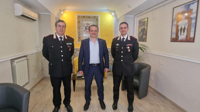 Ordine pubblico e sicurezza, De Luca incontra i vertici dei CC di Taormina