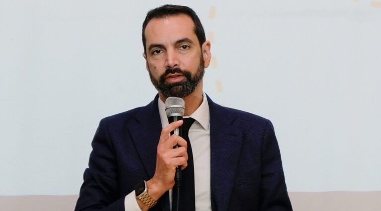 Messina, Basile convoca una conferenza stampa: arrivano le dimissioni?