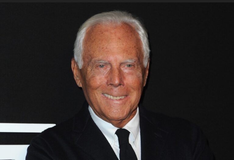 La collezione mare di Giorgio Armani approda il 13 giugno da Parisi a Taormina La collezione mare di Giorgio Armani approda il 13 giugno da Parisi a Taormina