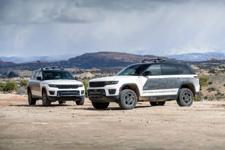 Jeep offre anteprima della futura tecnologia avanzata di guida autonoma Jeep offre anteprima della futura tecnologia avanzata di guida autonoma