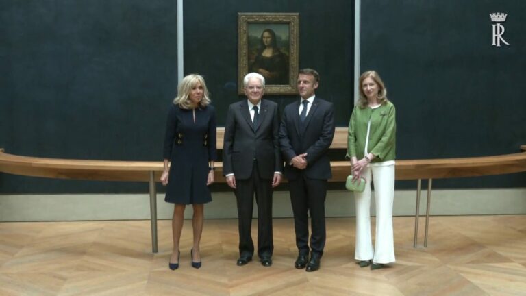 Mattarella e Macron al Louvre, le immagini