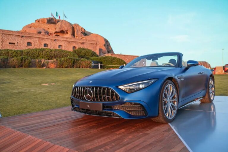Mercedes-Benz inaugura la nuova stagione in Costa Smeralda Mercedes-Benz inaugura la nuova stagione in Costa Smeralda