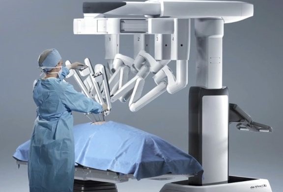 Precisione e ripresa più rapida, i vantaggi della chirurgia robotica Precisione e ripresa più rapida, i vantaggi della chirurgia robotica