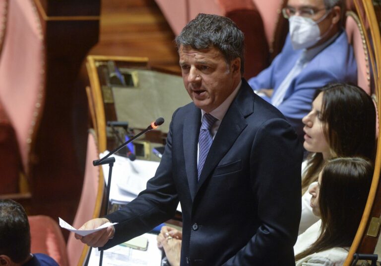 Renzi: “Primi scricchiolii nel Governo, si sta rimangiando tutto”