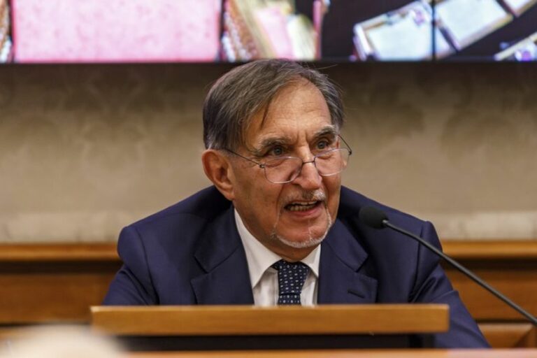 Vitalizi, La Russa: “Materia si può riprendere”