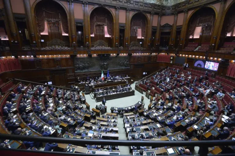 Via libera della Camera al decreto sulla P.A., ora passa al Senato Via libera della Camera al decreto sulla P.A., ora passa al Senato
