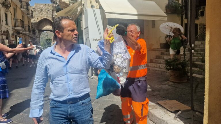 “Rifiuti fuori orario”: il sindaco di Taormina fa sanzionare le Poste “Rifiuti fuori orario”: il sindaco di Taormina fa sanzionare le Poste