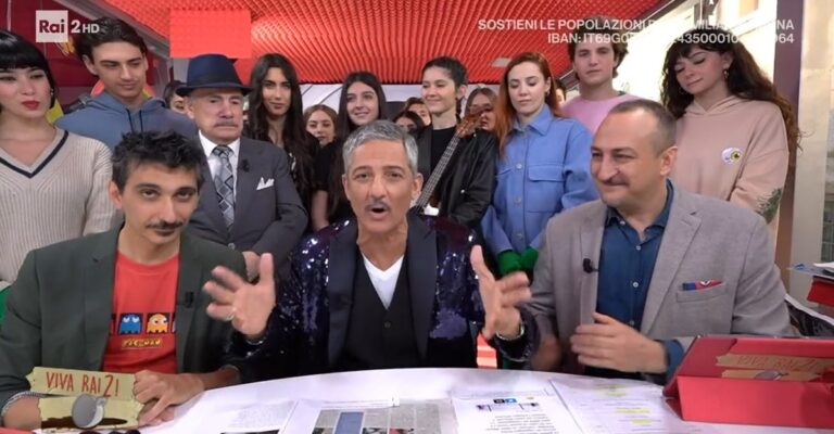 I fans a Fiorello: “Viva Rai 2 vieni a farla a Taormina”