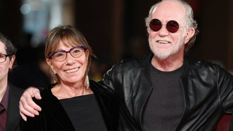 È morta la moglie di Francesco De Gregori È morta la moglie di Francesco De Gregori