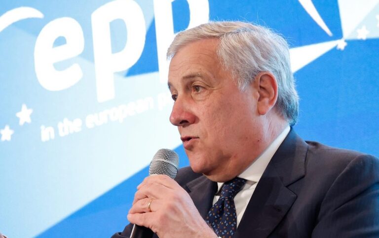 Tajani: “Transizione ecologica va affrontata con pragmatismo”