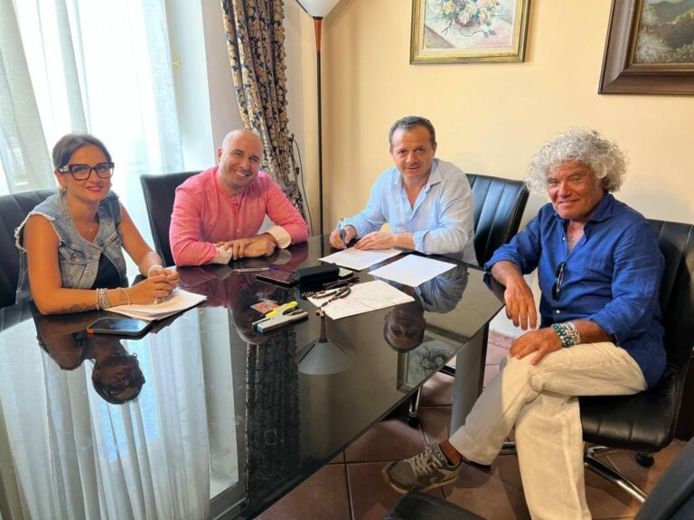 Nuovo anno scolastico a Taormina: vertice al Comune