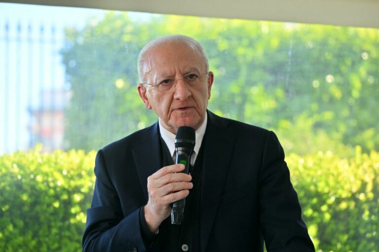 De Luca: “Su Pnrr tagli e ritardi, escludere Regioni primo disastro”