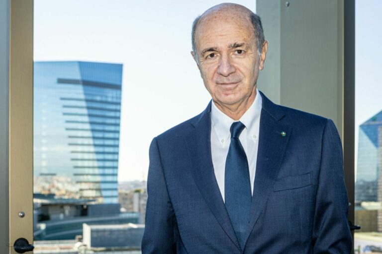 Passera: “La tassa sulle banche va cambiata”