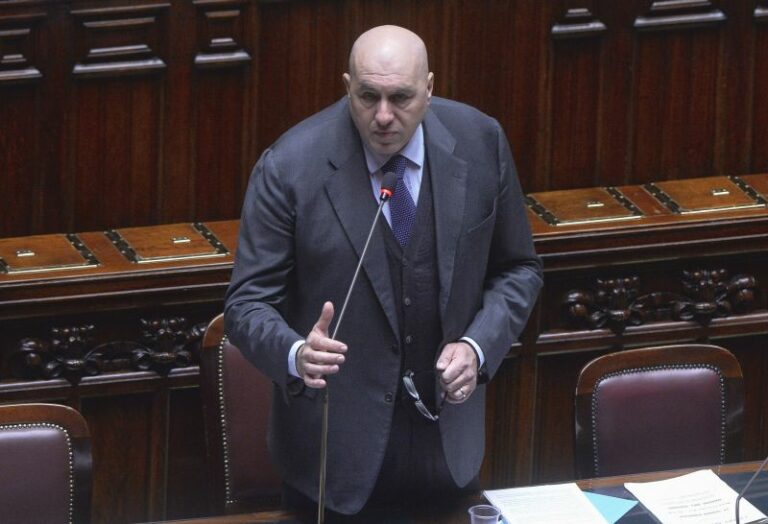 Vannacci: “Non sono un orco”. Crosetto: “Ho agito da ministro”