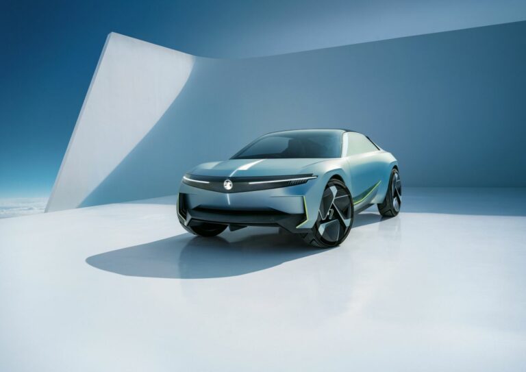 In anteprima mondiale all’IAA Mobility la nuova Opel Experimental In anteprima mondiale all’IAA Mobility la nuova Opel Experimental