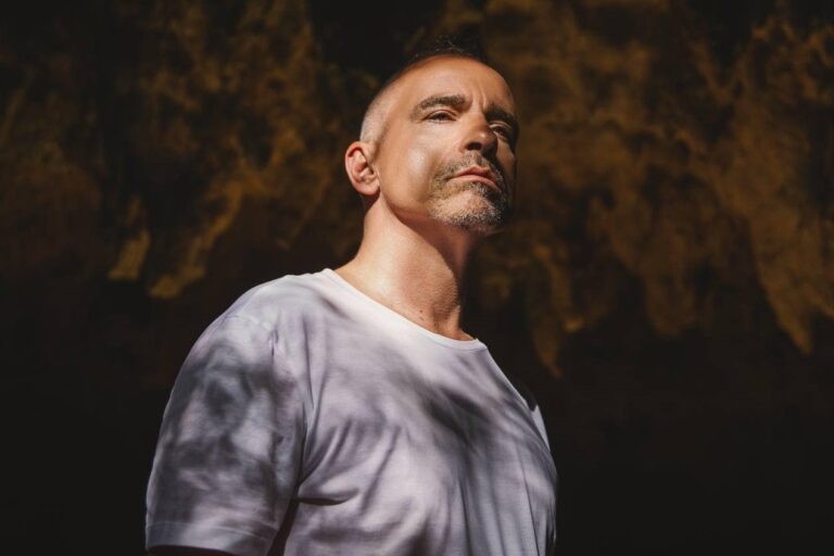 Ramazzotti: “Grazie Taormina per l’amore travolgente” Ramazzotti: “Grazie Taormina per l’amore travolgente”