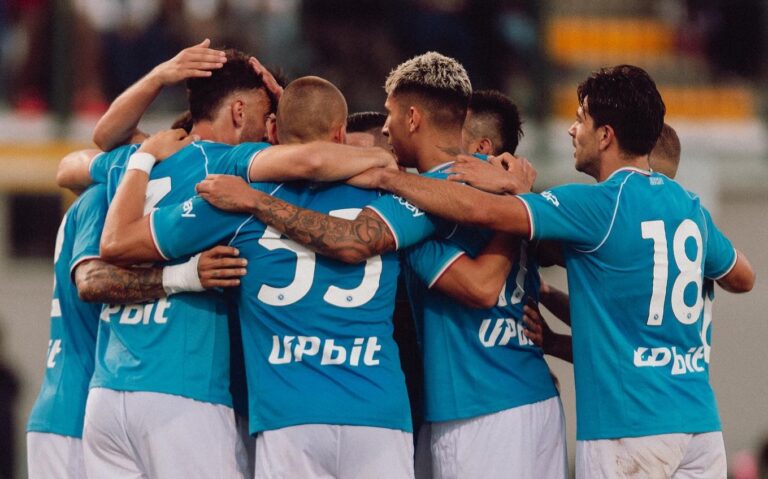 Napoli-Augsburg 1-0, Rrahmani più in alto di tutti