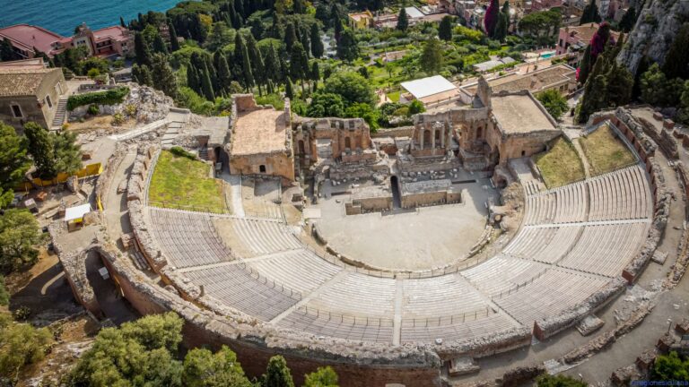 Musk vs Zuckerberg: tutte le rivali di Taormina per la sfida epica