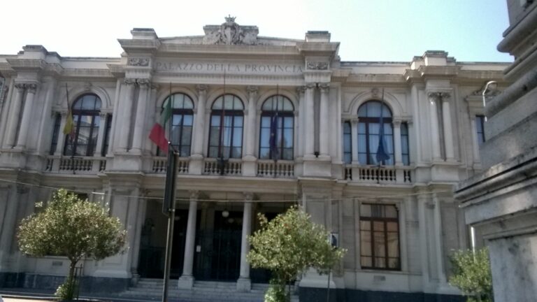 Provincia di Messina: dal 2024 si vota, stavolta i giochi si fanno a Taormina