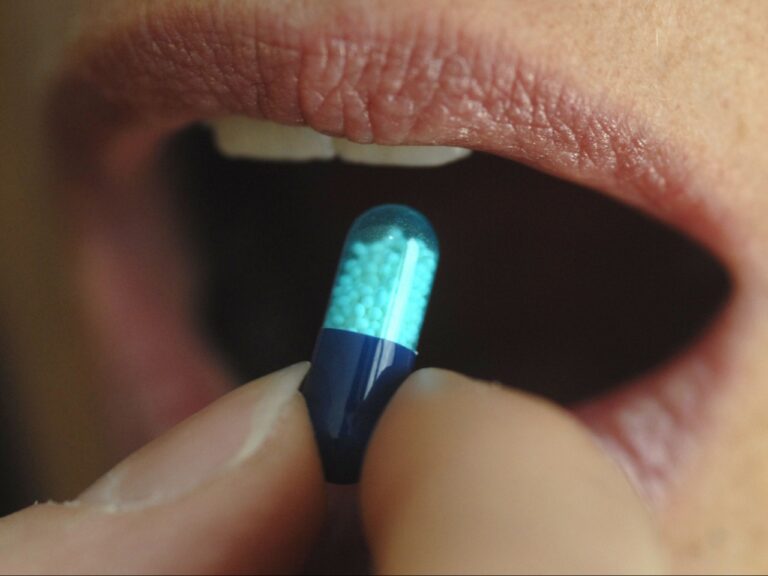 Negli Usa via libera alla pillola contro la depressione post partum