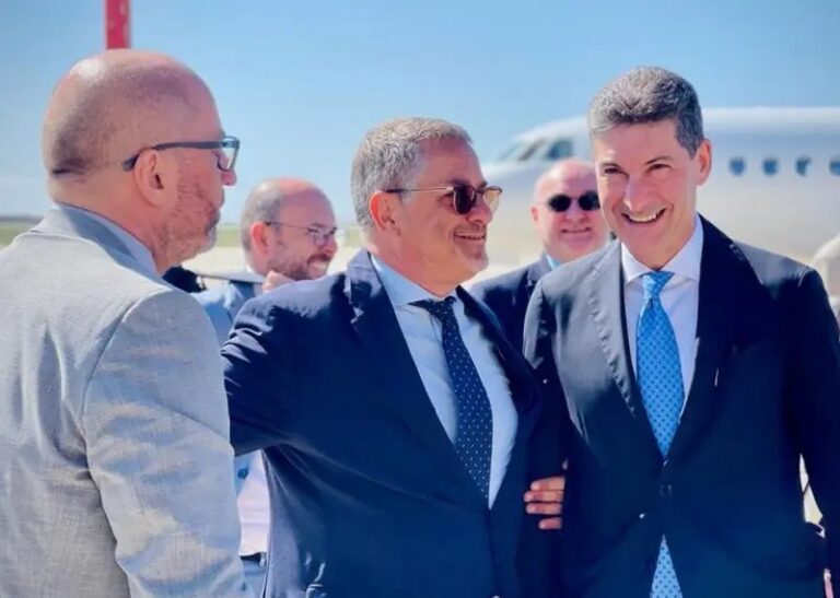 A Lampedusa nuovi sbarchi, questore Agrigento: “Isola non è al collasso”