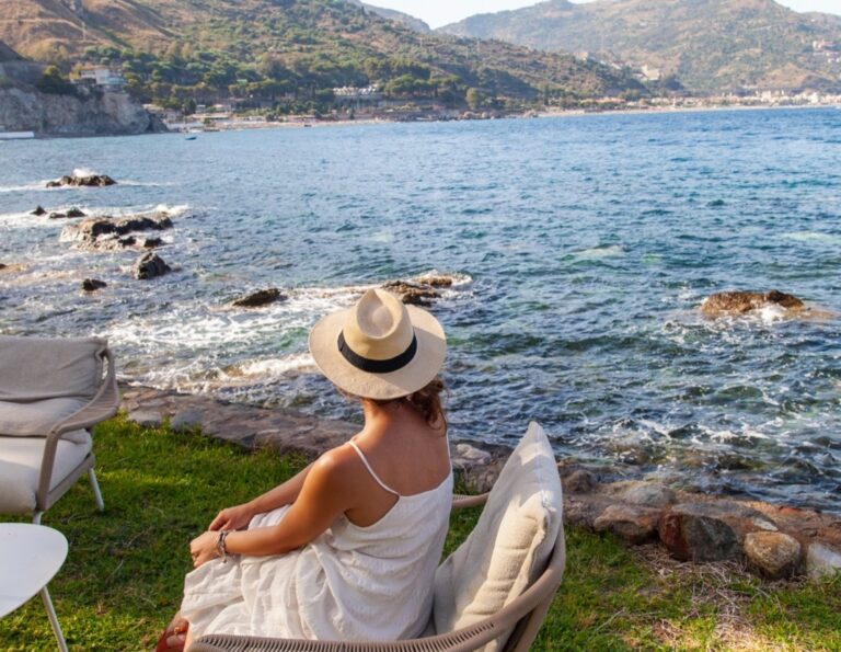 GQ Italia, “Ecco i 5 migliori hotel nel Mediterraneo per privacy e relax”: due si trovano a Taormina