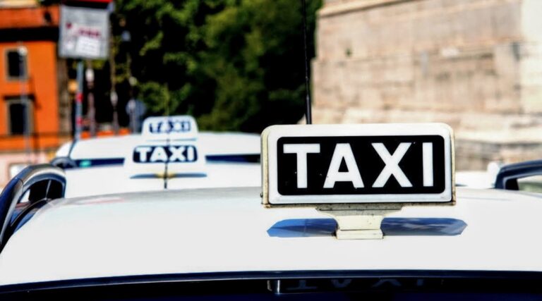 Turista a TN24: “Portafogli perso a Taormina e ritrovato grazie ai tassisti”
