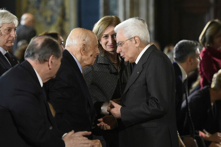 Mattarella: “La morte di Napolitano mi addolora profondamente”