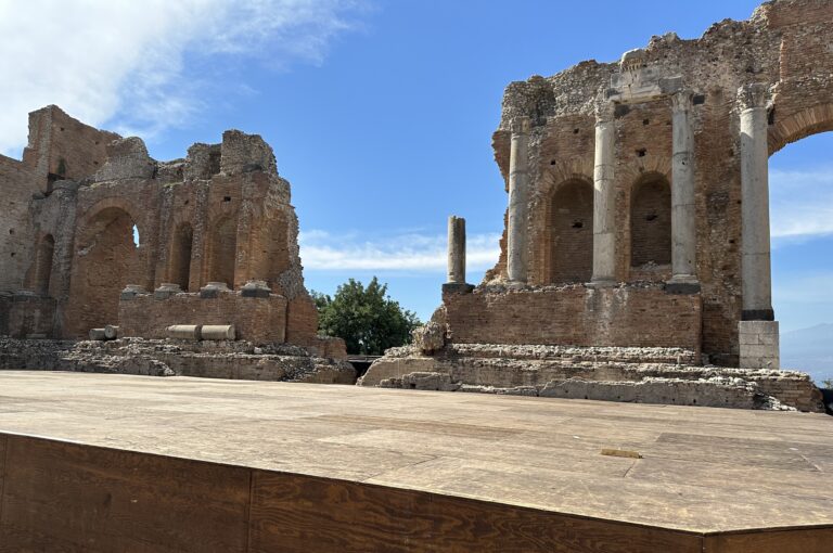 Beni culturali, Schifani: “Sospendere aumento biglietti a musei e parchi”