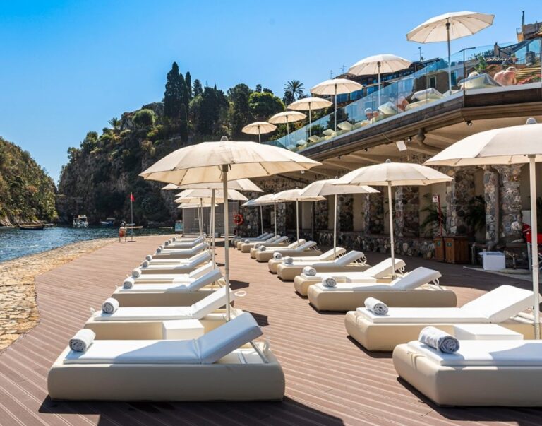 Turismo a Taormina: stagione da record all’Hotel Atlantis Bay