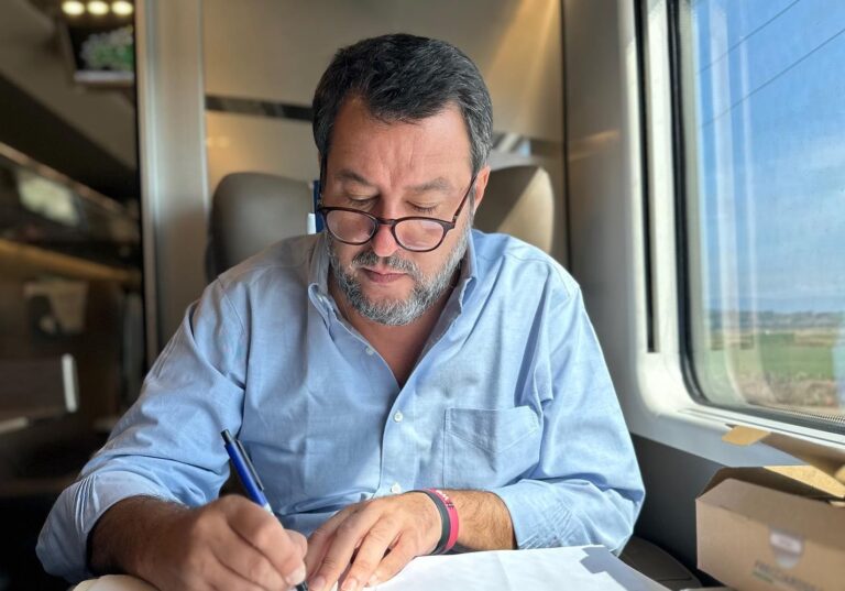 Salvini: “Avanti tutta per la castrazione su stupratori e pedofili”