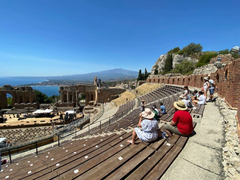 Teatro Antico, in arrivo il restauro del porticus post scaenam