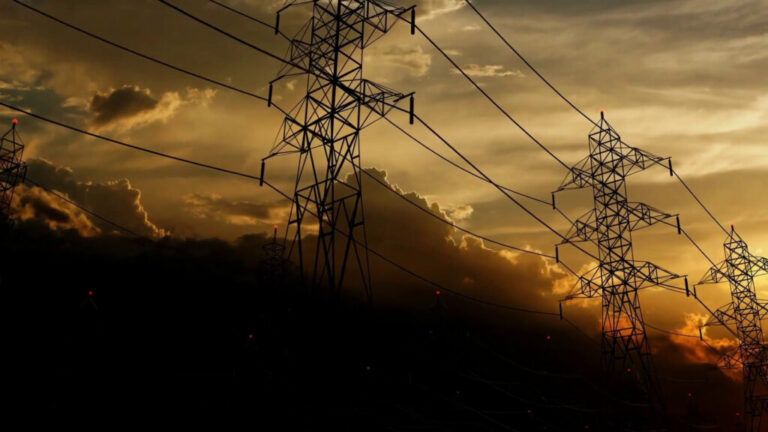 Consumi elettrici in calo