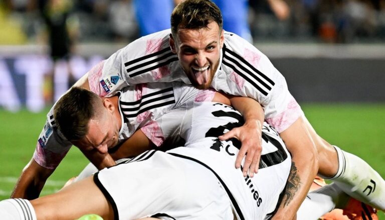 Empoli-Juventus 0-2, gol di Danilo e Chiesa