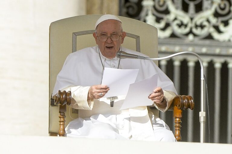 Medio Oriente, Papa Francesco: “Rinnovo l’appello a liberare gli ostaggi”