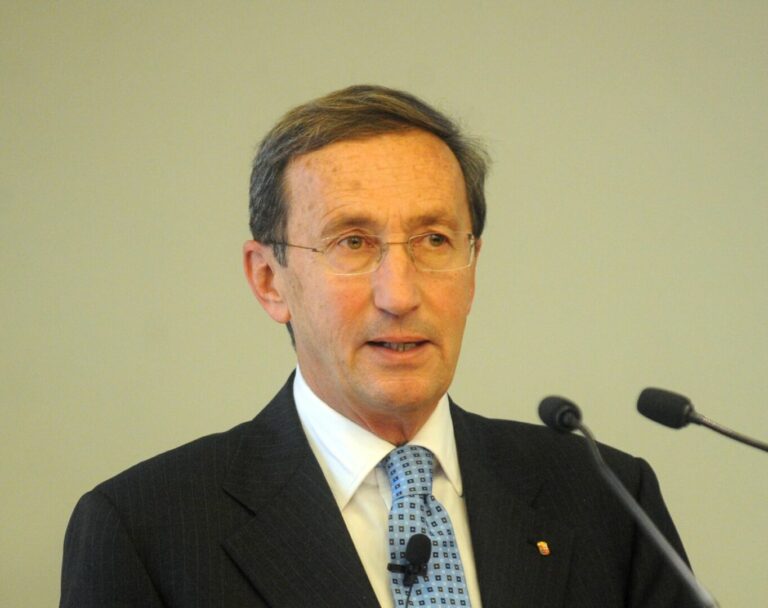 Immigrazione, Fini: “La Bossi-Fini va aggiornata”