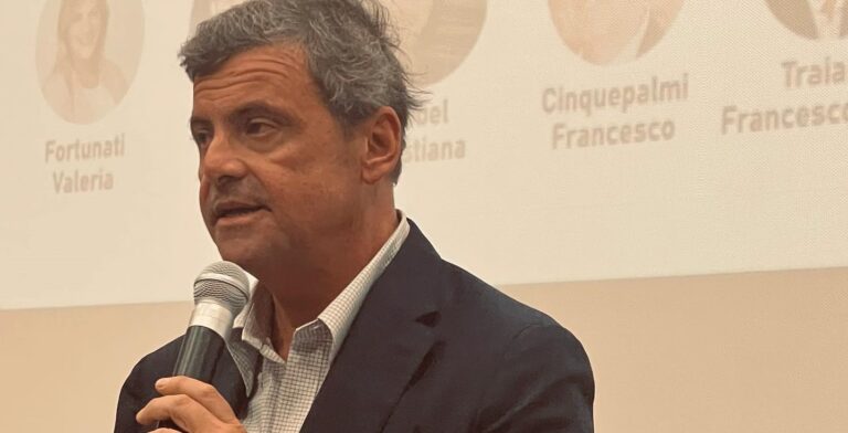 Calenda: “Io ho creduto nel Terzo Polo, Renzi no”
