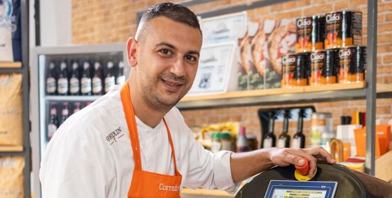 Master Pizza Champion, Bombaci supera la prima sfida (VIDEO)