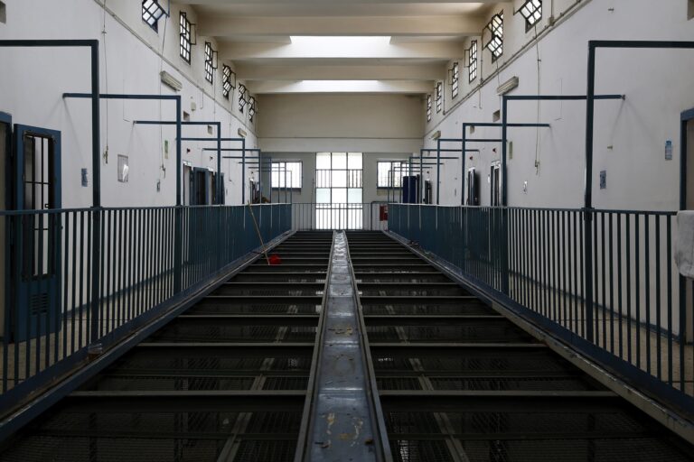Rebibbia, inchiesta su incontri a luci rosse tra agenti e detenuta trans Rebibbia, inchiesta su incontri a luci rosse tra agenti e detenuta trans