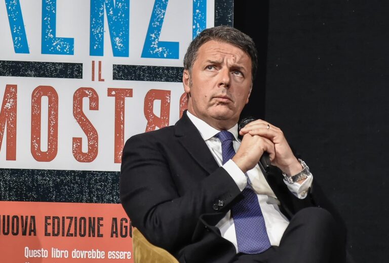 Renzi: “Mes serve all’Italia, governo imbarazzante”