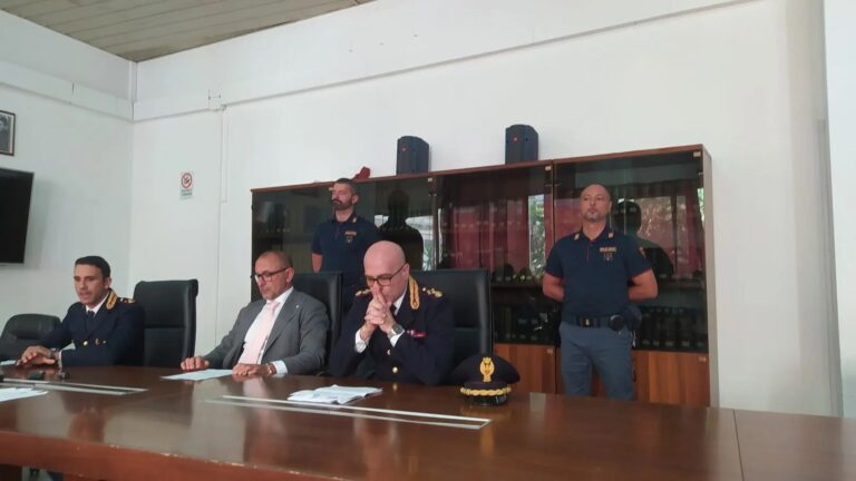 Catania, operazione Catena Spezzata. Rapine, droga ed estorsioni