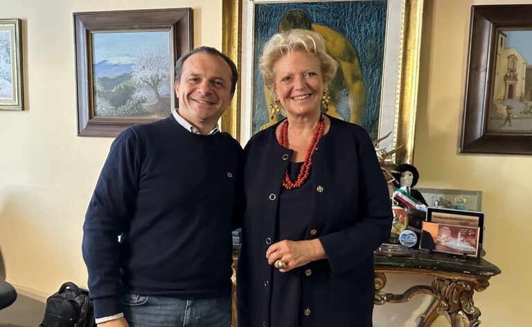 La Principessa Beatrice di Borbone-Due Sicilie a Taormina: “Città stupenda”