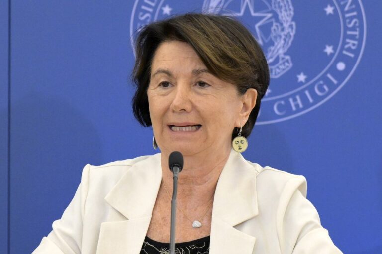 Caso Indi, Roccella: “Fatto tutto quello che potevamo fare per salvarla” Caso Indi, Roccella: “Fatto tutto quello che potevamo fare per salvarla”