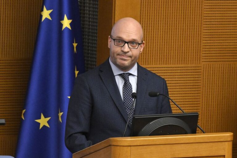 Fontana: “Allargamento Ue a Balcani occidentali è valore aggiunto”