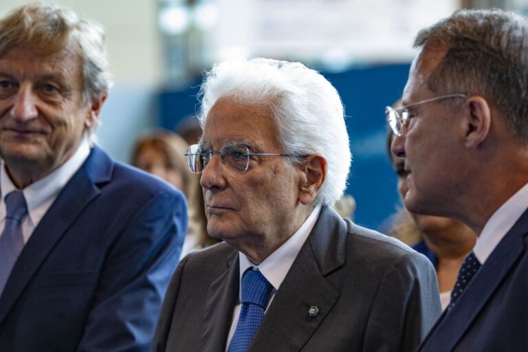 Mattarella: “Artigianato ha ruolo strategico di servizio e produzione” Mattarella: “Artigianato ha ruolo strategico di servizio e produzione”
