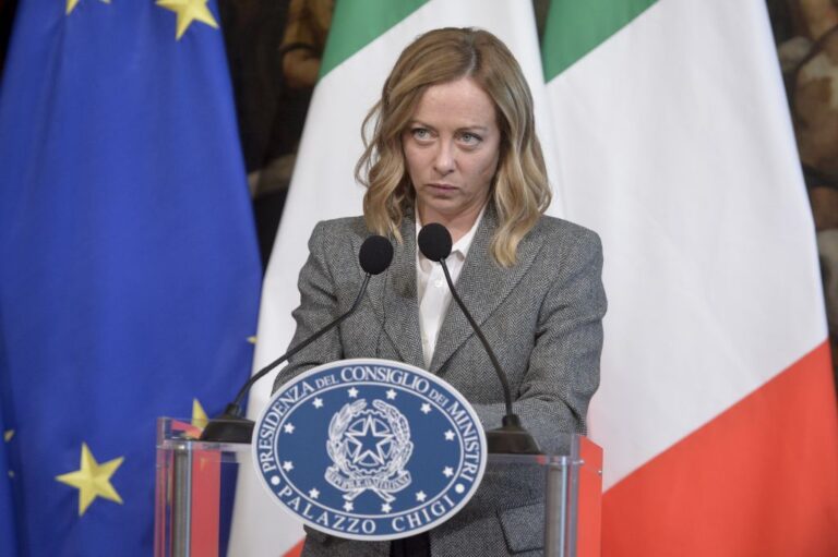 Confartigianato, Meloni: “Non c’è IA che possa eguagliarvi o sostituirvi”